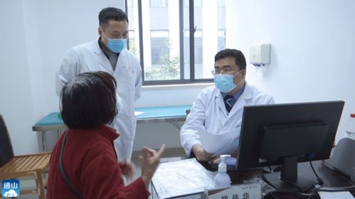 龍印健康慢病預(yù)防與管理公益服務(wù)項目走進通山，為市民帶來專業(yè)健康咨詢
